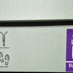 New Women Boots Size 8