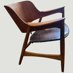 Mid-Century Modern Erik Kirkegaard Armchair
