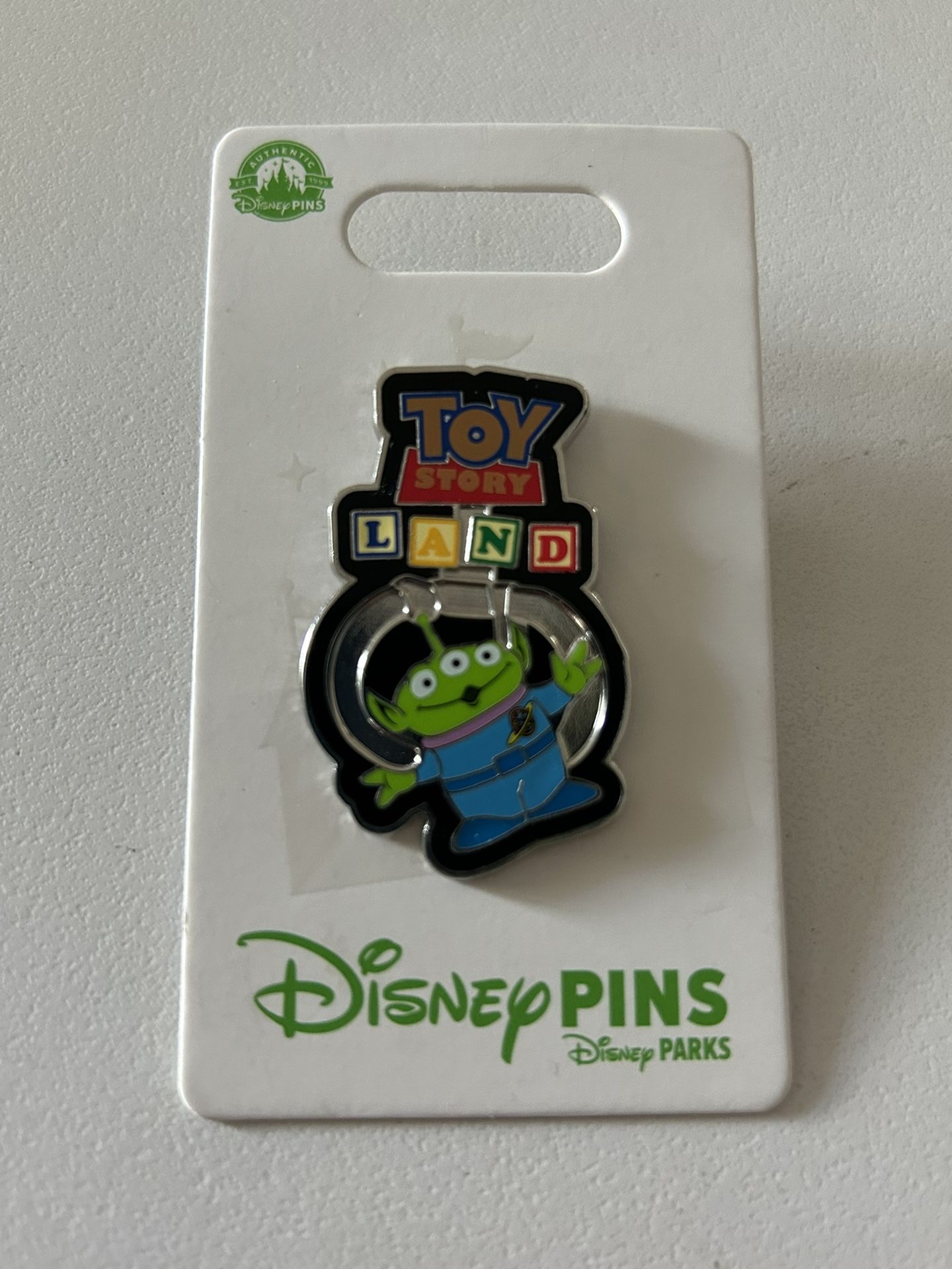 Disney Toy Story Land Claw Machine Alien Pin