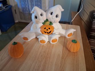 Cuddle Ghosts