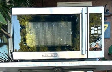 Black + Decker Microwave
