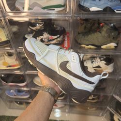 Travis Scott Mike Zoom Field Jaxx