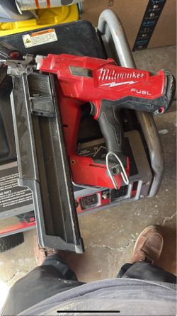 Milwaukee nail gun