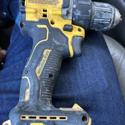 Dewalt 20 V brushless drill