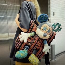 Nicky muse back pack
