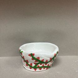 Fruit bowl set.
