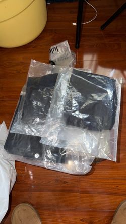 Lululemon leggings size 6