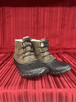 Sorel Out-N-About Boots