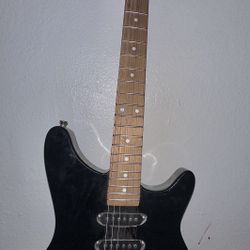 Rogue Electric Guitar Black