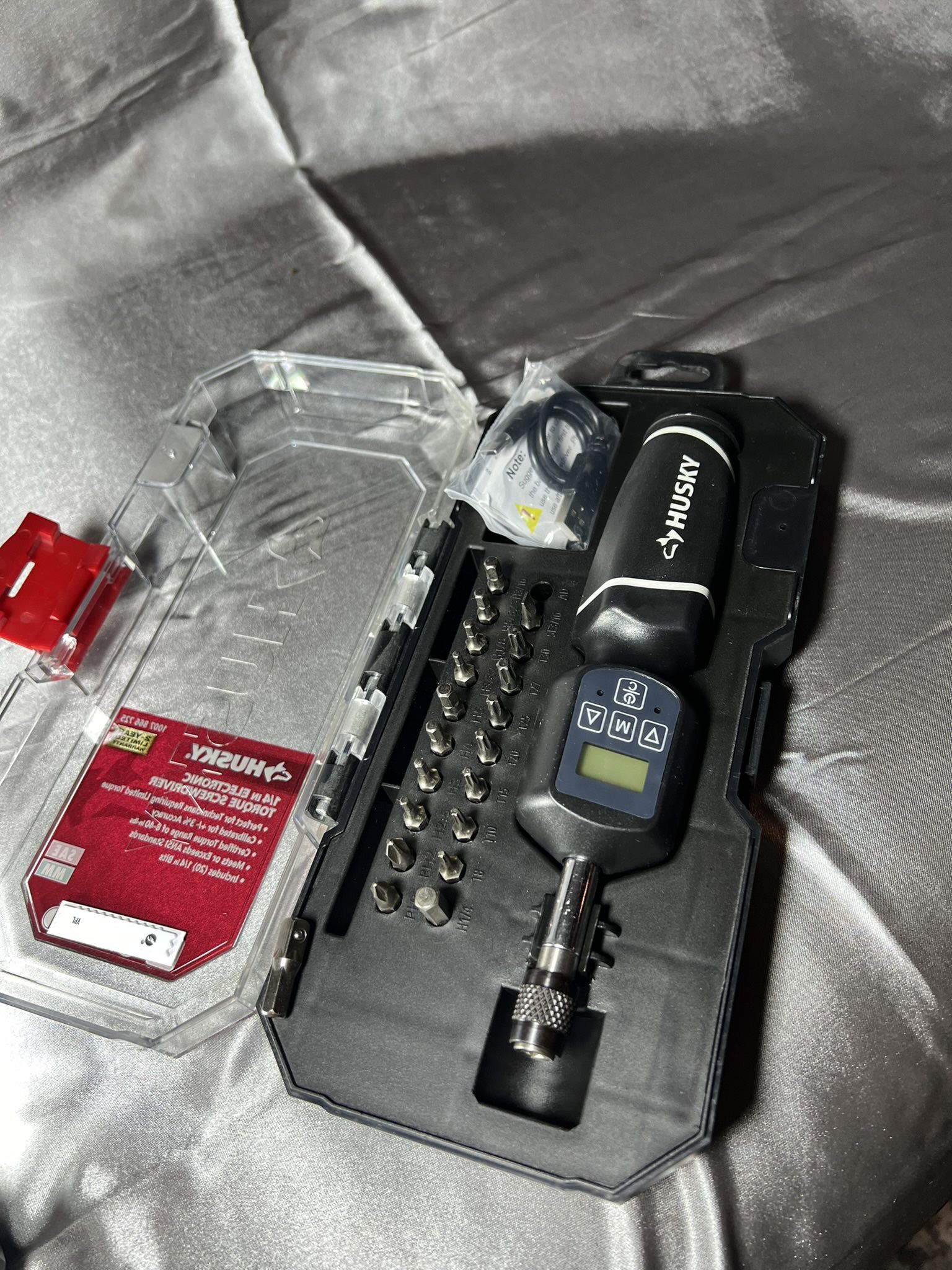Husky 8-40 in./Ibs. 1/4 in. Drive Electronic Torque Screwdriver