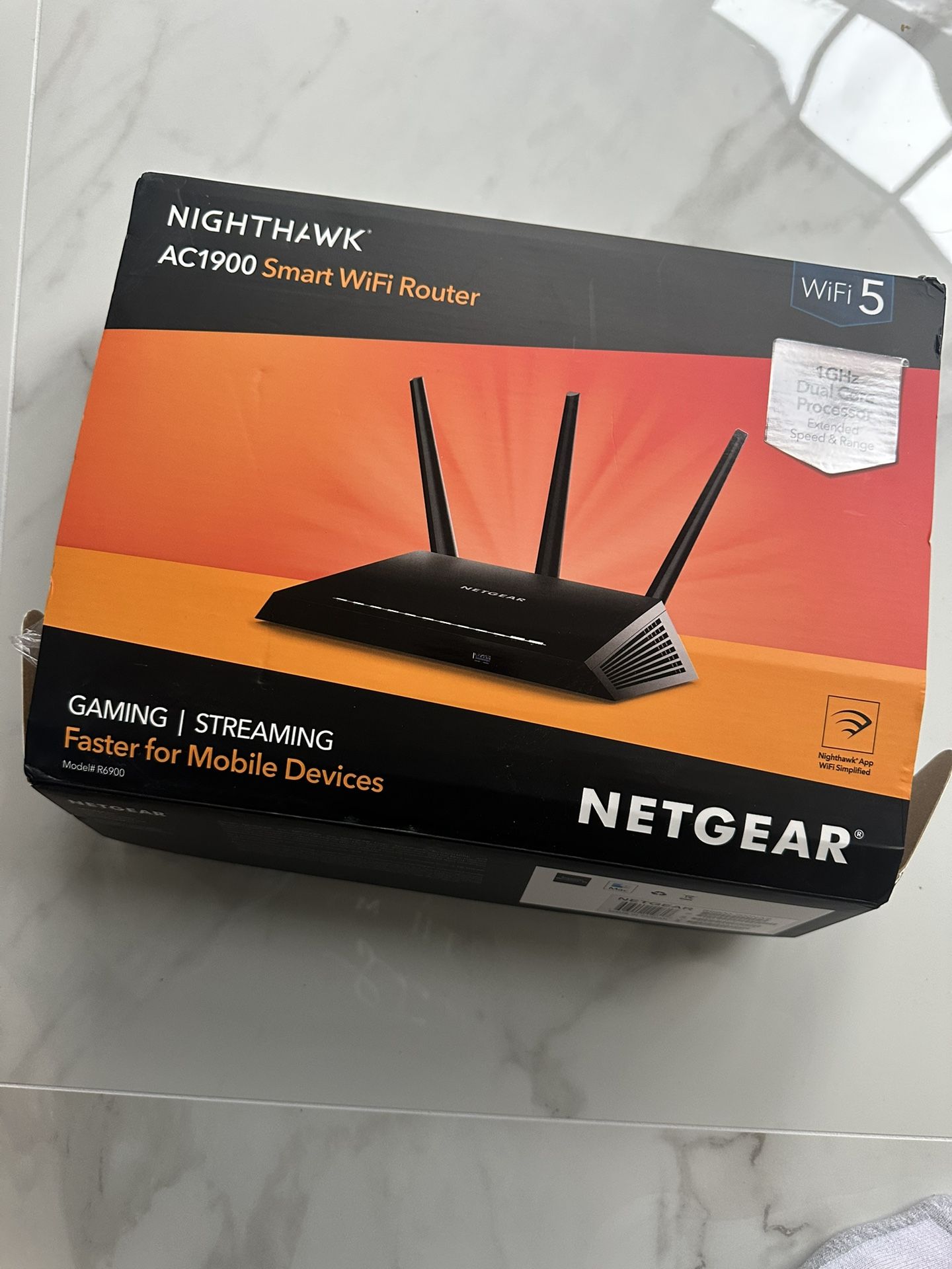 NETGEAR Nighthawk AC1900 Smart WiFi Router