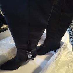 Black Short Heel Boots