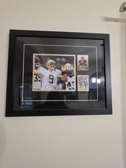 Drew Brees Signed Framed Photo with Trading Cards
