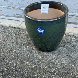 10” New Ceramic Pot 