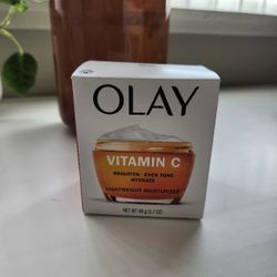 OLAY moisturizer 