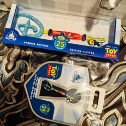 Disney Toy Story Key And Pin