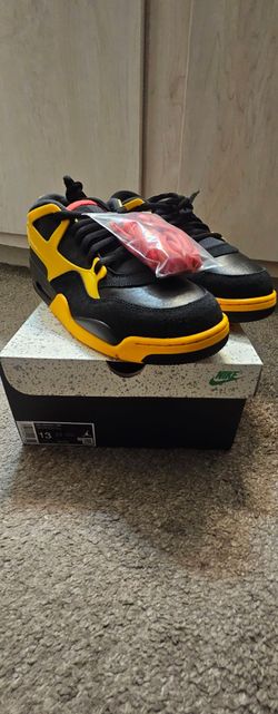 Brand mew Jordan 4 RM Bruce Lee sz 23