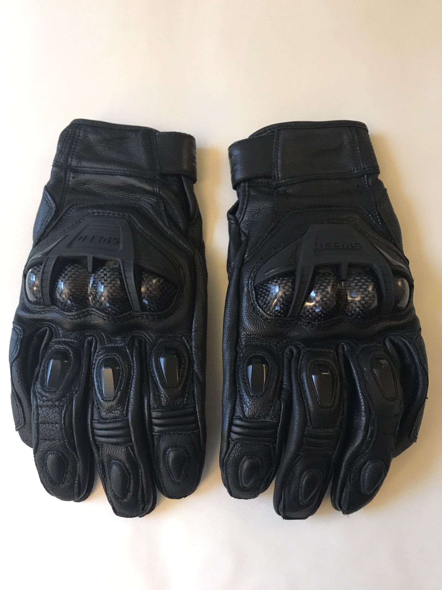 Speed and Strength Hardshell Motorcycle Gloves Large Carbon