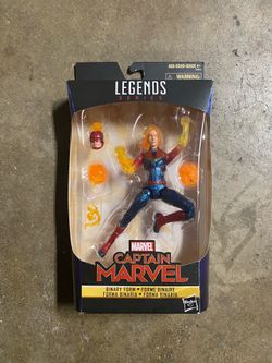Hasbro Marvel Legends Captain Marvel Binary Form Action Figure w/Alt Head