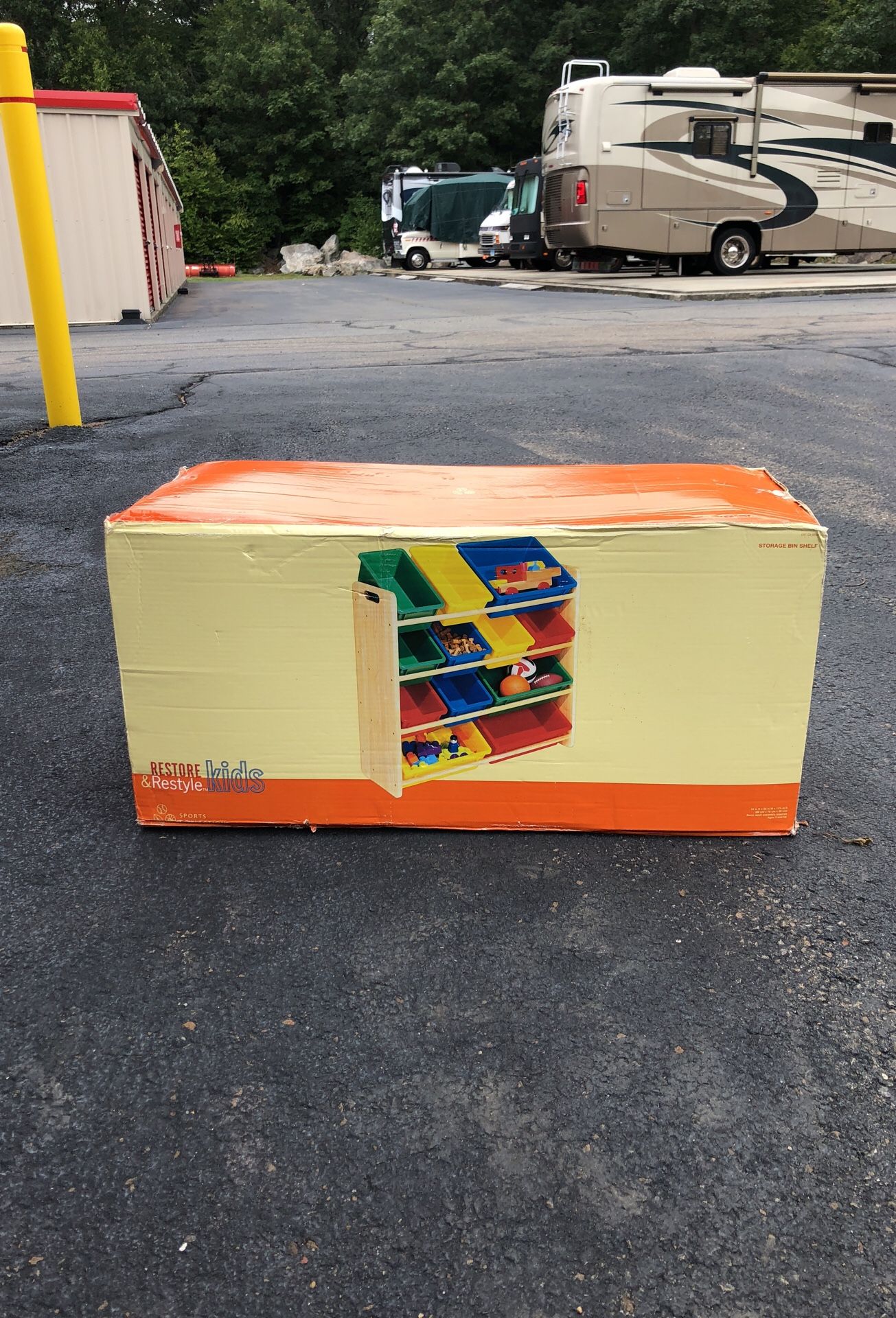 Kids storage unit