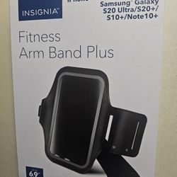 Insignia Fitness Armband Plus--iPhone 11pro Max/XsMax. Samsung Galaxy S20 Ultra S20+ S10+ Note 10 +