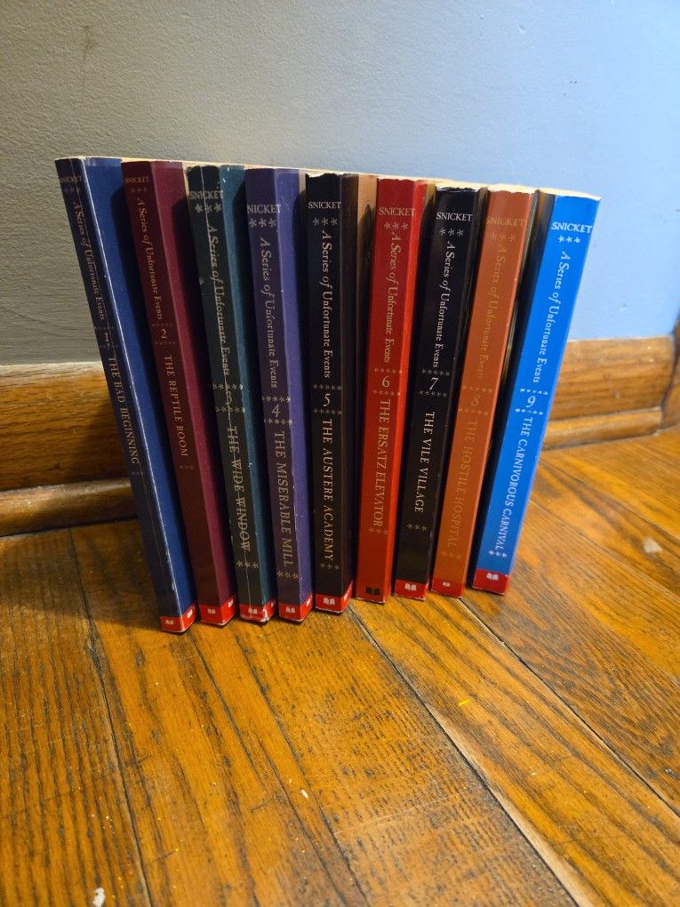 A Series Of Unfortunate Events by Lemony Snicket Book Series