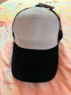 White & Black Mesh Cap Snapback Hat