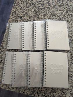 Libreta De Notas Y Calendario