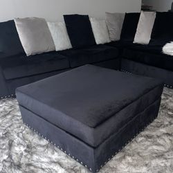 Sectional Two Piece Set With Ottoman
