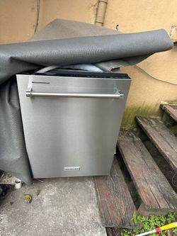 Dishwasher kitchenaid
