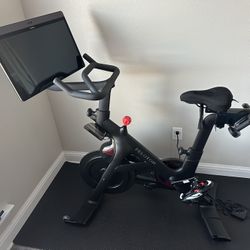 Peloton Bike+