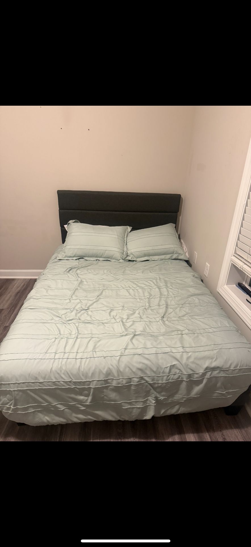 Full Size Bed