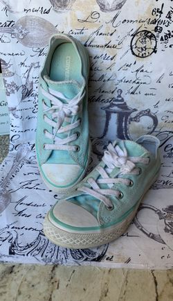 Converse size 3