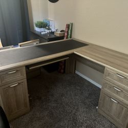 Office Desk