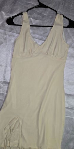 Sleeveless V-Neck Women’s Top in Light Cream