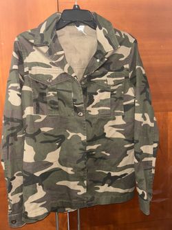 Women’s Camouflage Clothing
