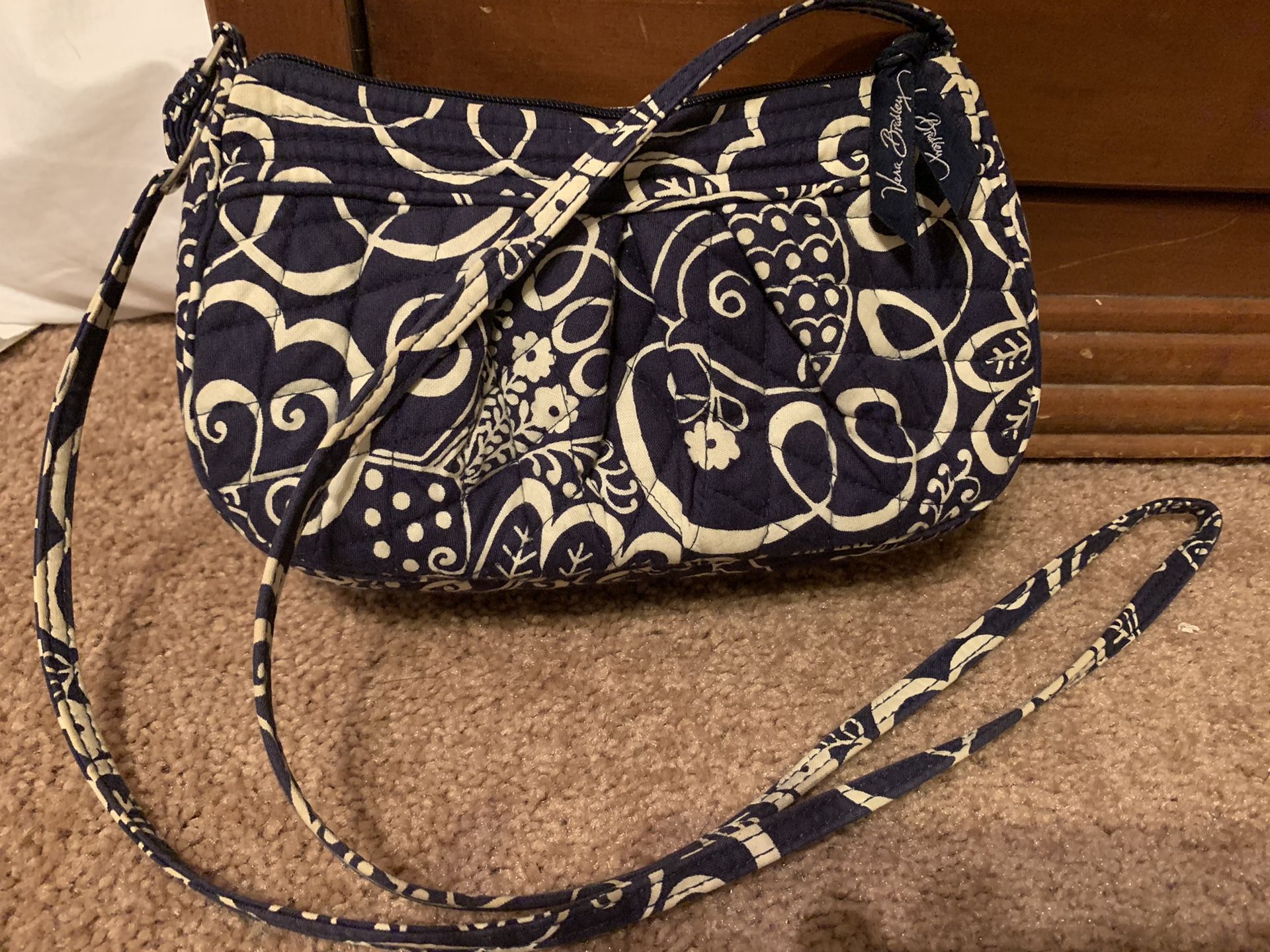 Vera Bradley crossbody purse