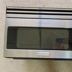 Frigidaire Professional Series OTR Microwave 