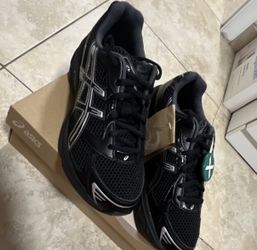ASICS Gel-1130 Men’s Sneaker Black/Pure Silver Mesh Low Top Lace Up 1201A906-001