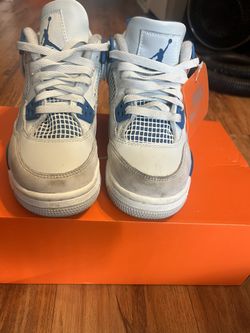 Jordan’s Size 4Y