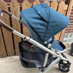 Uppababy Vista 2 Stroller And Basinet