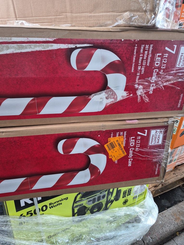 7ft LED Candy Cane