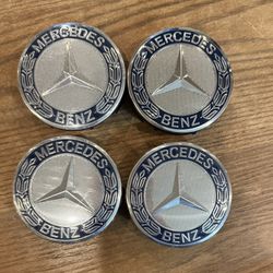 Pallet - A Lot 170 Units Total Value Of Over $3500