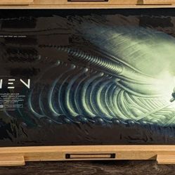 Mondo Print Phantom City Creative Alien Regular Poster