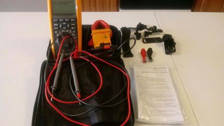 Fluke 289 true rms multimeter with i410 ac/DC current clamp alligator leads fluke bag and magnetic holder for meter