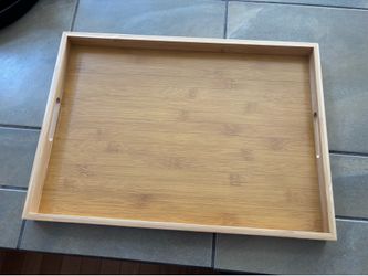 Bamboo dinner trays (8)