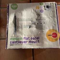 TV MOUNTING  FLAT PANEL