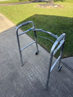 Medline Walker with Wheels – Good Condition