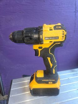 DeWalt 20 V max Brushless hammer drill