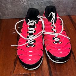 Red Nike Air Size 10.5 M